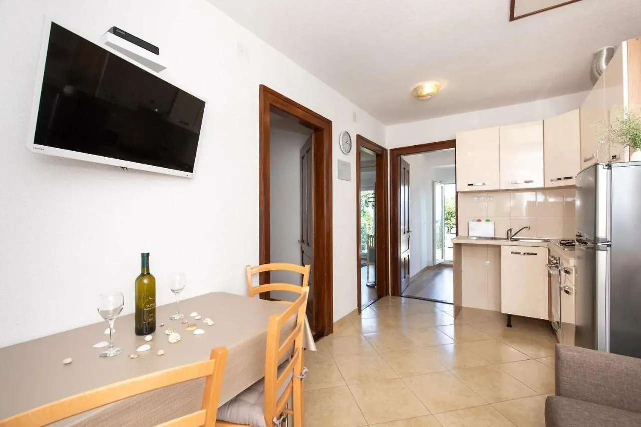 Apartments With A Parking Space Risika, Krk - 21696 Vrbnik